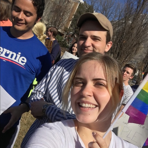 Meet your Posher, Liz - Picture 5 of 6